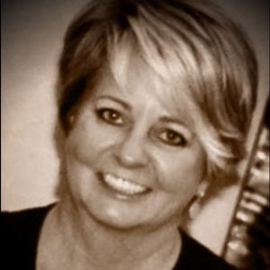 Meet your Posher, Myna